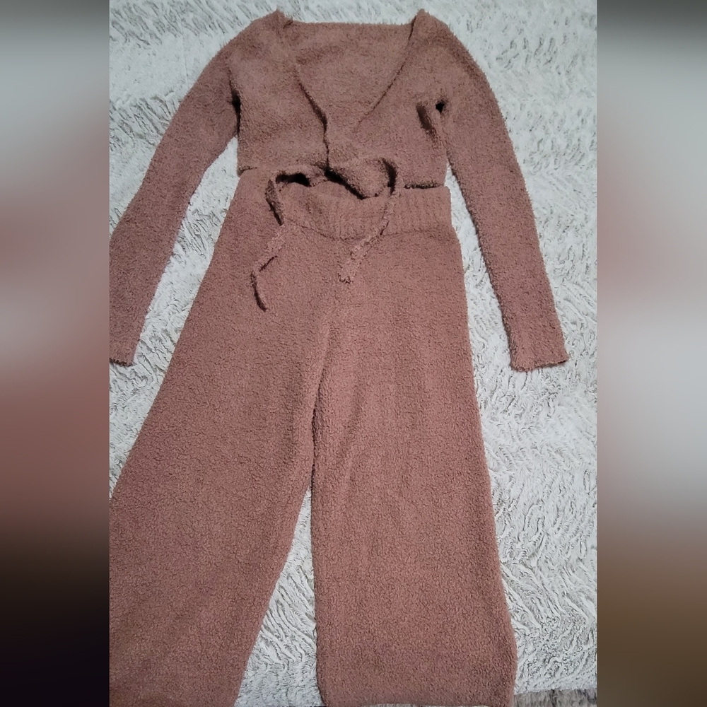 SKIMS Cozy Knit Set in Brown